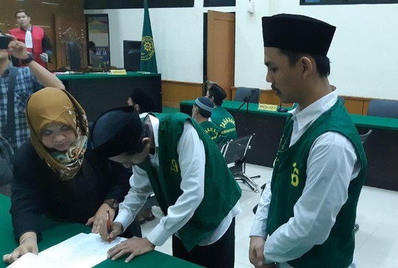 Lolos dari Hukuman Mati, 2 Kurir Ganja Hanya Dibui 20 Tahun