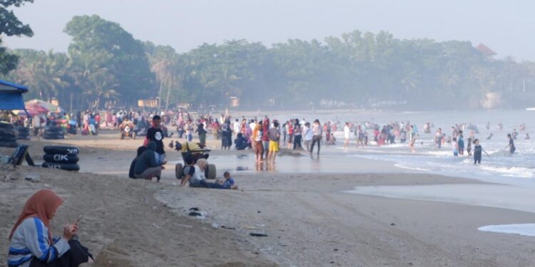 Libur Idul adha, Pariwisata di Anyer-Cinangka Menggeliat Lagi