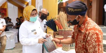Produk Anyaman Bambu di Kabupaten Serang Semakin Berkualitas
