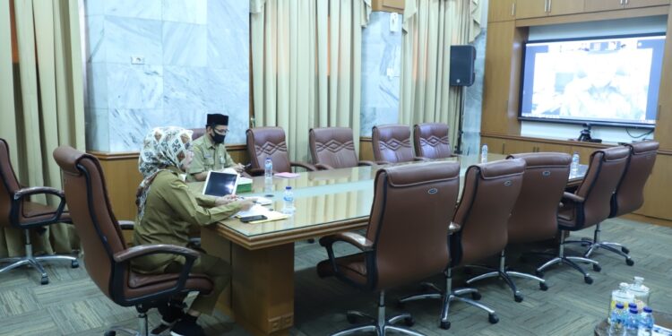 Ikut Webinar UIN, Bupati Serang Sampaikan Pesan Kebersamaan