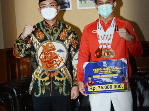 Jadi juara Dunia, Wagub Banten Serahkan Bonus ke Rizki