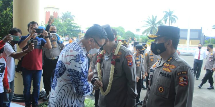 Hadiri Sertijab Kapolda, Wagub Banten: Selamat Bertugas untuk Irjen Rudy & Irjen Fiandar