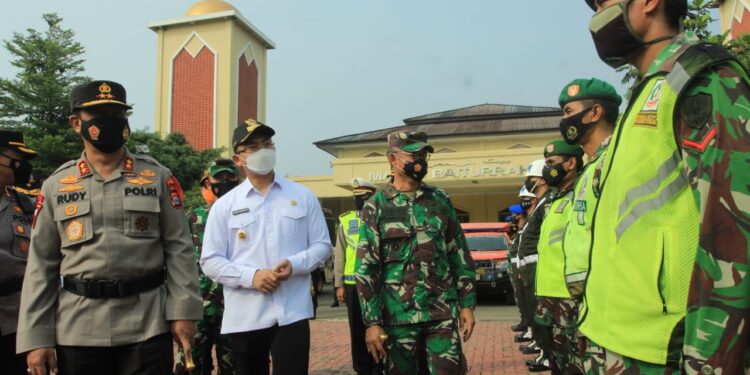 Wagub Banten Ingin Kereta Api Disetop