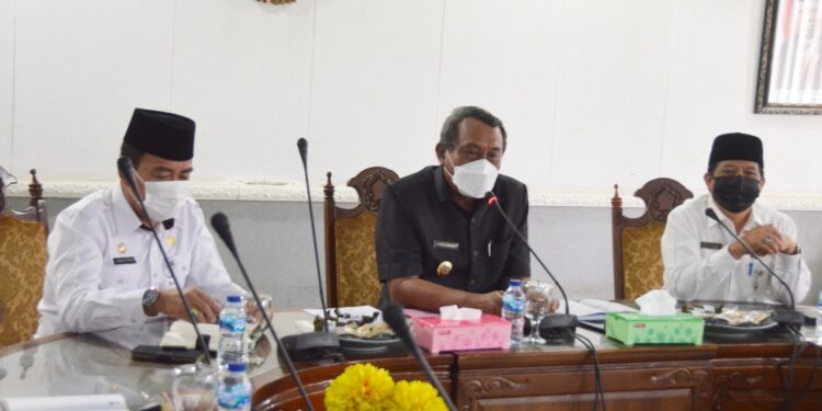 Pemkab Serang Berlakukan Lockdown RT