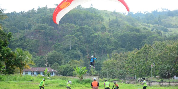 Cabor Paralayang Rebut Satu Medali Emas di Bumi Cenderawasih