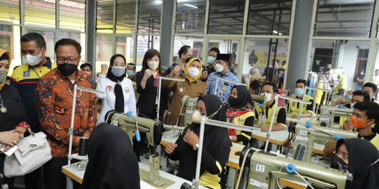Bupati Serang Gelorakan ‘UMKM Bisa’