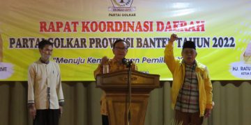 Akbar Tandjung Beri Semangat Golkar Banten