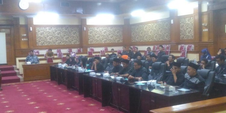 Audiensi dengan Komisi II DPRD, Ini Harapan PPPK Guru Kabupaten Serang