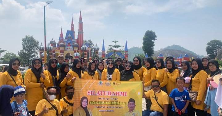 Ratu Ria Mariana Lepas Tour Family Gathering Simpatisan Muji Rohman