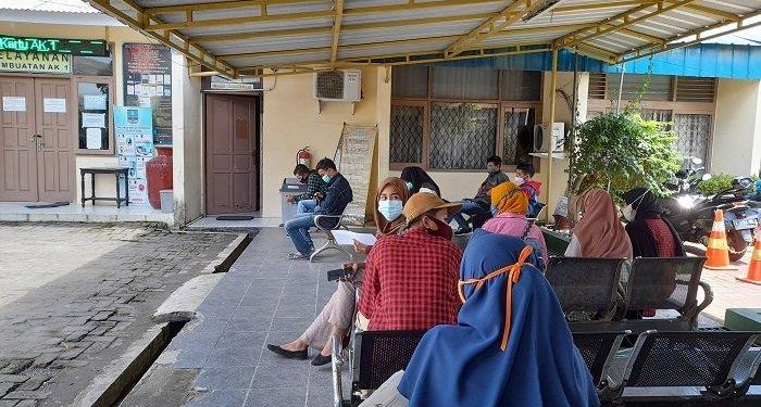 Kurang Lebih 3.000 Masyarakat di Kabupaten Serang Ajukan Permohonan Pembuatan Kartu Kuning