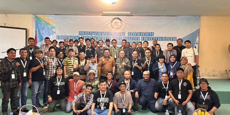 Adhi Mazda Nahkodai IJTI Pengda Banten