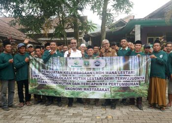 Penguatan Kelembagaan LMDH Wana Lestari: Langkah Pengelolaan Hutan dan Kesejahteraan Ekonomi