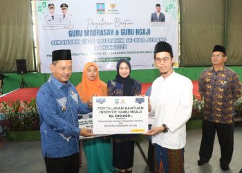 Bupati Serang Ratu Zakiyah Terima Penghargaan BAZNAS Awards 2025
