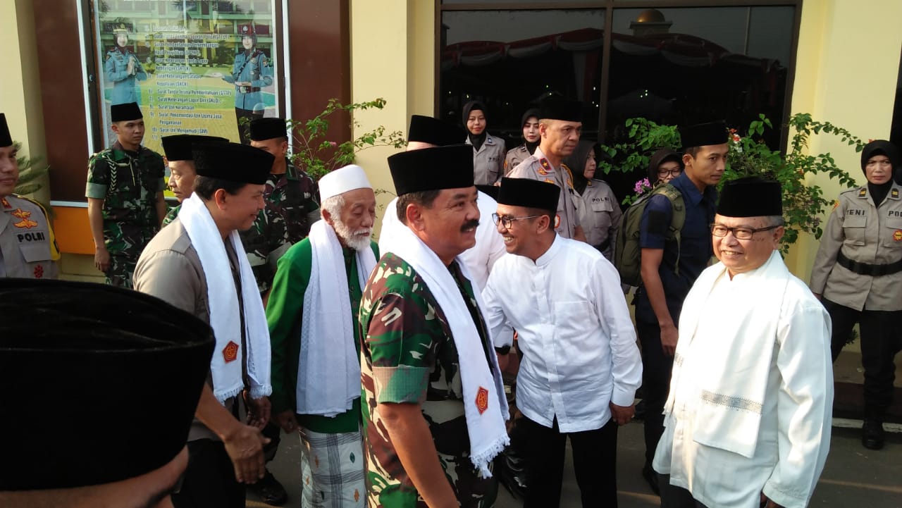 Panglima TNI dan Wakapolri Safari Ramadan ke Mapolda Banten