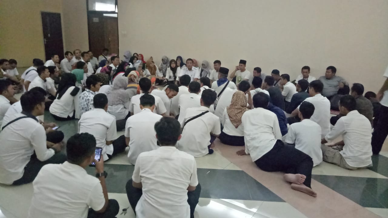 Kecewa dengan BKD, FPNPB Non Katagori Serbu Kantor BKD Banten