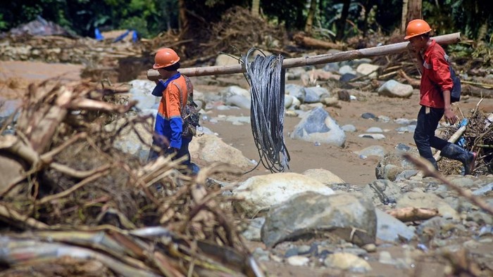 Iti: Tambang Emas Ilegal Bukan Tanggung Jawab Pemkab Lebak