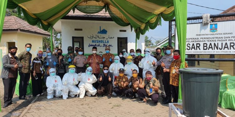 Puskesmas Cikande Gelar Rapid Test di Pasar Banjarsari