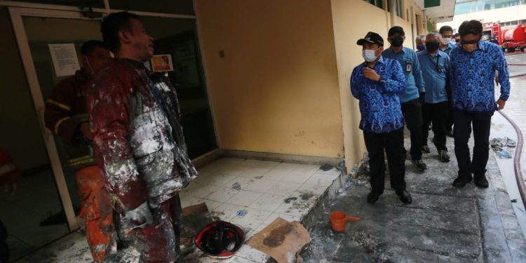Pasca Kebakaran Pabrik Di Jatiuwung, Walikota Tangerang Cek Lokasi