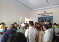Serbu Kantor Dewan, Ratusan Warga Lebak Persoalkan Postingan Dewan Musa
