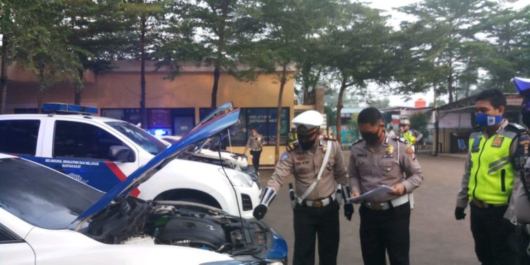 Pastikan Pelayanan Optimal, Perwira Lantas Cek Kelaikan Randis