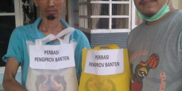 Zaki Bagi-bagi Sembako Kepada Pelaku Olahraga Basket