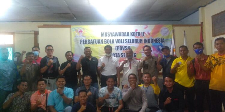 Zainal Abidin Machmud Pimpin Voli Kota Serang