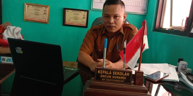 Banyak Murid Tak Punya HP, Belajar Daring SDN Gowok Terkendala