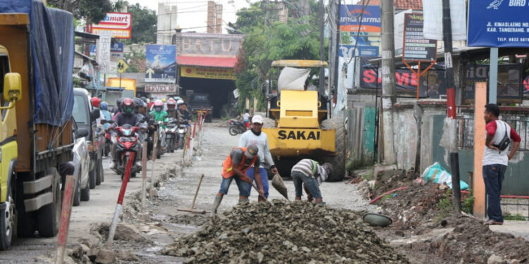 Perbaikan Jalan Lintas Citeras-Tigaraksa Dianggarkan Rp 7 Miliar