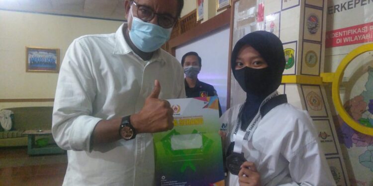 Prestasi Atlet Taekwondo Kota Serang di Kejuaraan Tingkat Pelajar Banten Diapresiasi