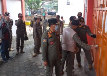 Temukan Gudang Miras, Pemkab Serang Gembok 11 Tempat Hiburan