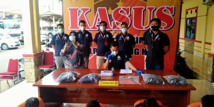Satreskrim Polres Serang Kota, Berhasil Tangkap Pelaku Pembacokan di Pasar Rau