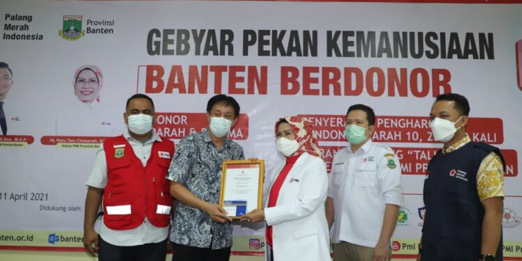 Pendonor Darah Sukarela di Banten Diberi Penghargaan