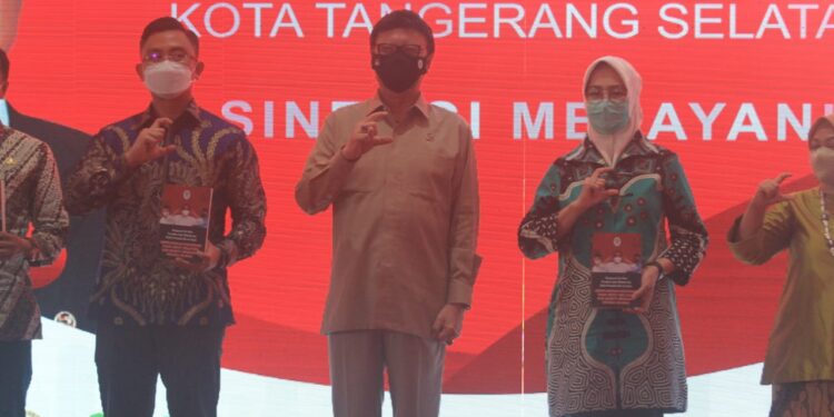 Wagub Banten Dampingi Menpan RB Resmikan Mal Pelayanan Publik Tangsel