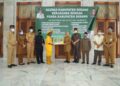 Pemkab Serang-Baznas Distribusikan Insentif Pemandi Jenazah Hingga Petugas kebersihan