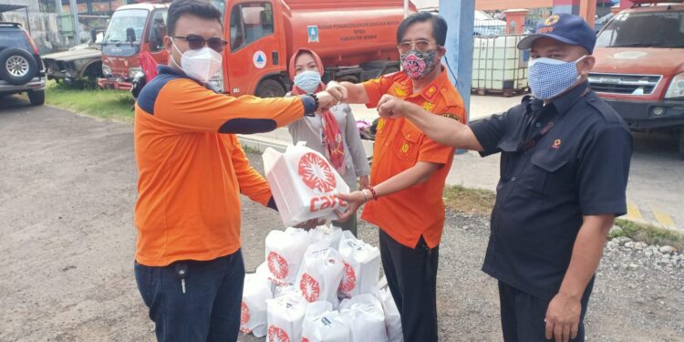 Warga Kabupaten Serang yang Isoman Disuplai Vitamin