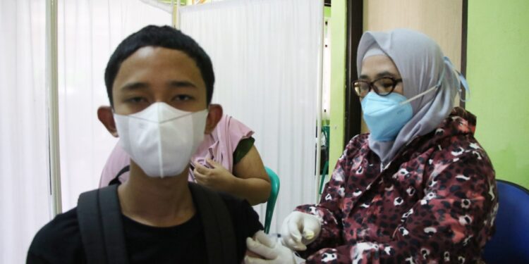 435.027 Warga Kabupaten Serang Sudah Menerima Vaksin Corona