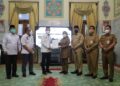 Bupati Serang Serahkan Hibah Lahan untuk KPU dan Kemenag