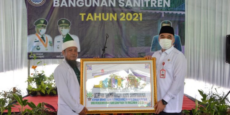 Bupati Tangerang Resmikan Sanitren Ponpes Asma’ul Husna