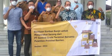 Puwnten Beri Bantuan Beras Enam Ton