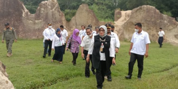 Desa Cikuya Diverifikasi Tim Penilai Lomba Desa Tingkat Provinsi
