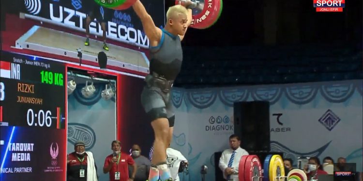 Lifter Kota Serang Berhasil Pertajam Rekor Dunia