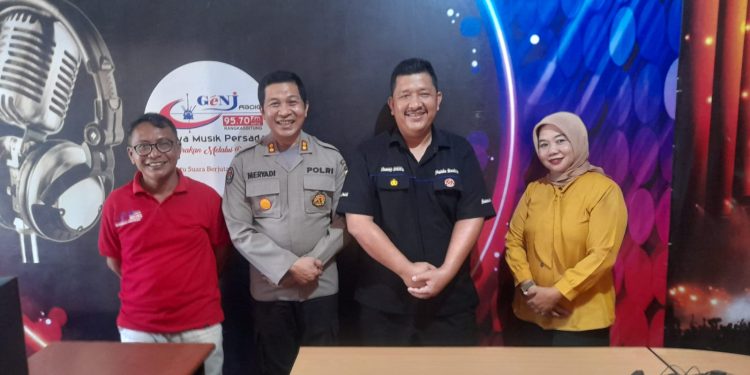 Lewat Talkshow di Radio Gema Nusantara Jaya, Polda Banten Ajak Masyarakat Bersama Sukseskan Pemilu 2024