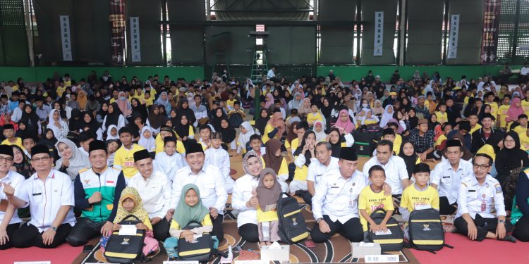 Dua Kali Per Tahun, Bupati Serang Bersama Baznas Santuni Ribuan Anak Yatim