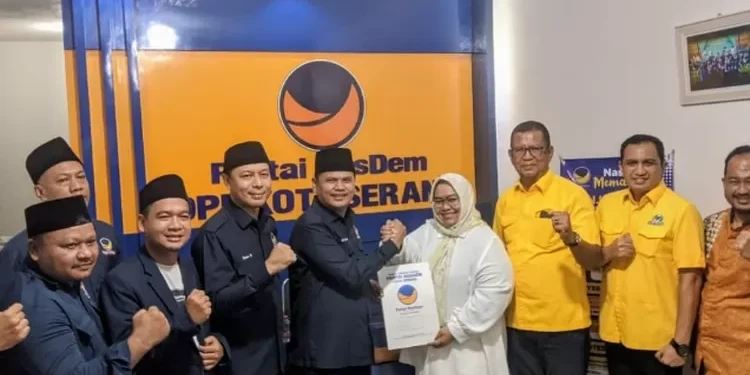 Ratu Ria Kembalikan Berkas Pendaftaran Calon Walkot Serang di Dua Parpol