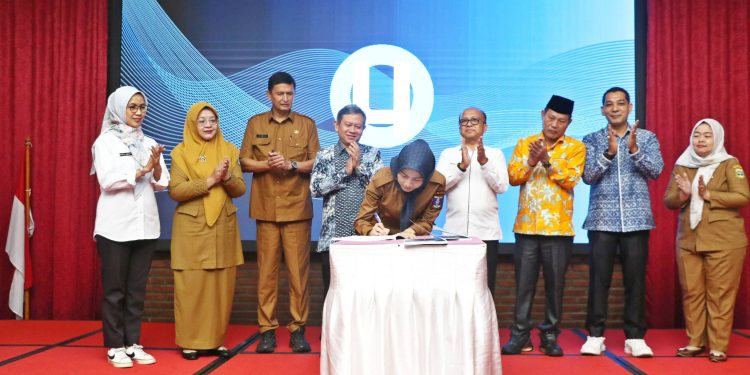 Luncurkan Buku RTK Makro 2024-2029, Kemnaker Apresiasi Bupati Serang Ratu Zakiyah